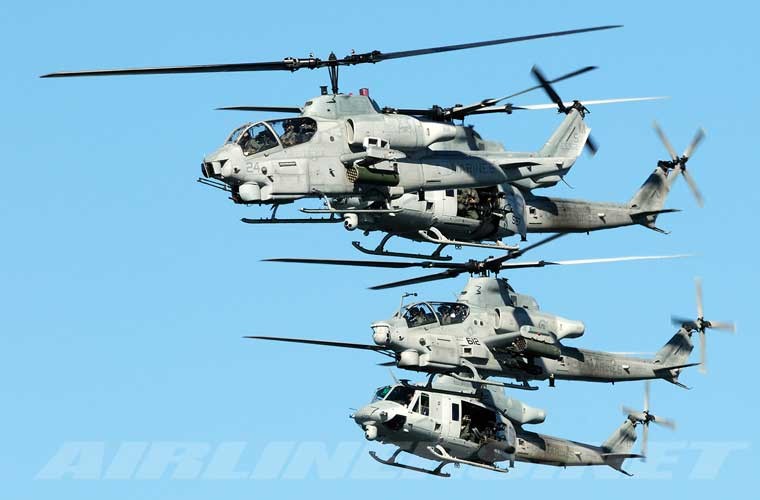  Trực thăng tấn công AH-1 Cobra được xem như là trực thăng chuyên chiến đấu đầu tiên của Quân đội Mỹ. Nó đã trên tuyến đầu trong suốt hàng chục năm trước khi bị thay thế bởi trực thăng tấn công hạng nặng AH-64 Apache nổi tiếng. Tuy nhiên, có một điều mà ít người biết đó là AH-1 Cobra được Bell Helicopter phát triển sử dụng hàng loạt thành phần chính như động cơ, bộ truyền động, cánh quạt, càng, một phần thân của trực thăng đa năng UH-1 huyền thoại.