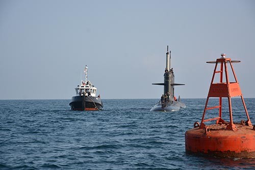 Chiếc KD Tunku Abdul Rahman (KD TAR) - một trong hai  tàu ngầm lớp Scorpene của Hải quân Malaysia đã thực hiện cuộc lặn tĩnh trên khu vực Biển Đông, gần đảo Sepanga.