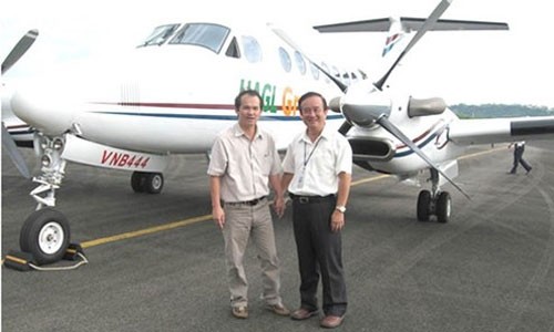 Dự kiến, chiếc máy bay cũ King Air của ông Đoàn Nguyên Đức (bầu Đức) , Chủ tịch Hội đồng quản trị Tập đoàn Hoàng Anh Gia Lai sẽ được bán cho Tổng công ty Quản lý bay Việt Nam. Cùng thử so sự khác biệt các  máy bay của bầu Đức.