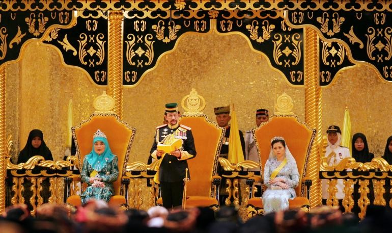 Quốc vương Brunei Hassanal Bolkiah là một trong những người giàu nhất thế giới.