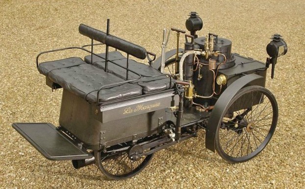 1884 De Dion, chiếc xe hơi được coi là có tuổi cao nhất trái đất hiện nay.