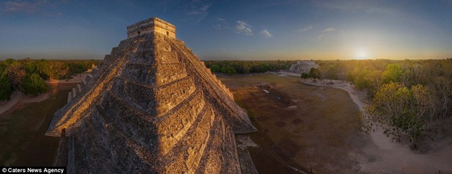 AirPano, nhóm nhiếp ảnh có trụ sở ở Nga, đã dành nhiều năm tới những nơi như kim tự tháp Chichen Itza ở Mexico.