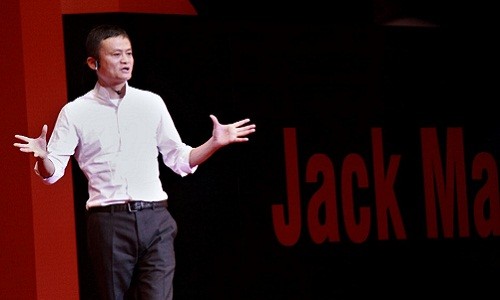 Trong cuốn tiểu sử được ủy quyền duy nhất của Jack Ma, trợ lý Chen Wei tiết lộ, trước đây  tỷ phú Jack Ma thường gọi mình là "người ngoài hành tinh". Ảnh: Vietnamnet.