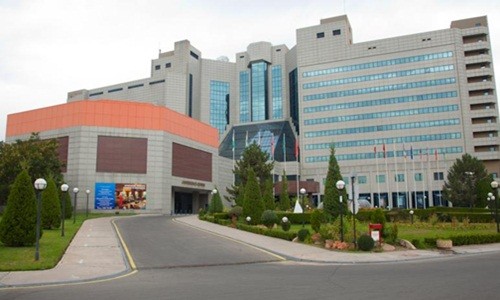 Tọa lạc tại trung tâm thành phố Tashkent, International Hotel Tashkent được xem là  khách sạn 5 sao sang trọng bậc nhất Uzbekistan. Ảnh: Turan-travel.