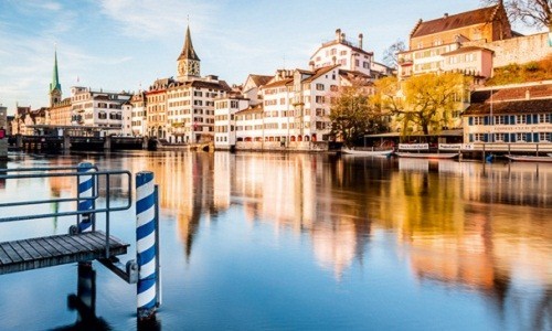 Zurich (Thụy Sĩ) là  thành phố trả lương cao nhất thế giới với mức trung bình hơn 5.700 USD. Giá thực phẩm và dịch vụ tại Zurich cũng ghi nhận mức đắt đỏ nhất thế giới.