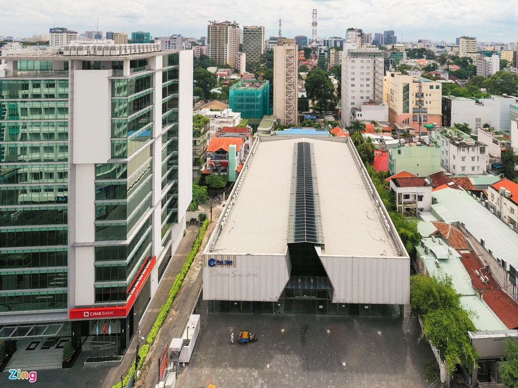 Lô đất lớn tại phường 6, quận 3 với các thửa 179bis, 181, 183 và 185 Hai Bà Trưng là một trong những bất động sản có giá trị lớn nhất do nữ đại gia  Dương Thị Bạch Diệp sở hữu. Thửa đất 179bis Hai Bà Trưng là nơi đăng ký trụ sở chính của Công ty TNHH Bất động sản Diệp Bạch Dương.