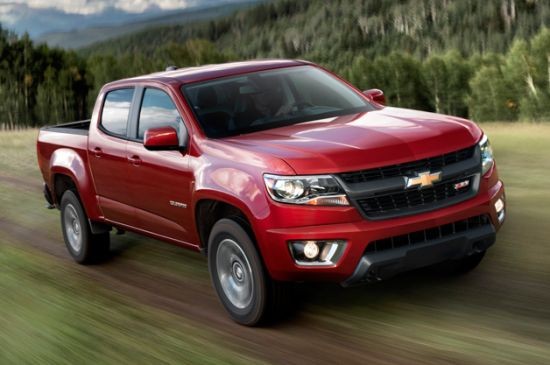 Chevrolet Colorado: Tiêu thụ 78 chiếc trong 7 tháng đầu năm 2014. Mới bước chân vào thị trường xe bán tải Việt Nam với phiên bản cabin kép từ giữa tháng 3/2013, nhưng tới nay, Chevrolet Colorado cũng đã có được chỗ đứng nhất định. Xe hút khách nhờ tính tiện nghi và đa dụng. Ngoài ra xe còn có thiết kế khá bắt mắt, mang đậm phong cách Mỹ, khỏe khoắn và bền bỉ.