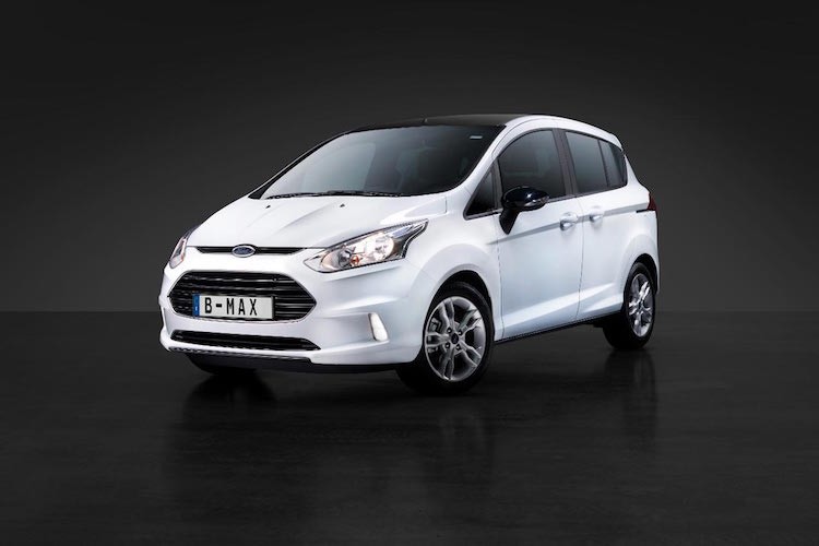 Dựa trên cơ sở chassis của Ford Fiesta,  Ford B-Max 2016 là mẫu MPV cỡ nhỏ hướng tới thị trường châu Âu. Cũng giống như các mẫu xe hiện tại của Ford, B-Max sở hữu kiểu dáng thể thao theo ngôn ngữ thiết kế Kinetic Design.