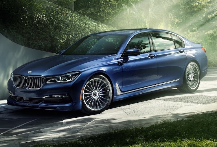 Dù chỉ là một hãng độ, nhưng Alpina có mối quan hệ rất tốt với BMW, thậm chí những chiếc xe của hãng được bán trong showroom chính hãng. Chính vì vậy, dù hãng xe Đức chưa sản xuất  bản thể thao BMW M7 của dòng xe sang 7 Series, nhưng Alpina B7 xDrive sẽ là một sự thay thế xứng đáng.