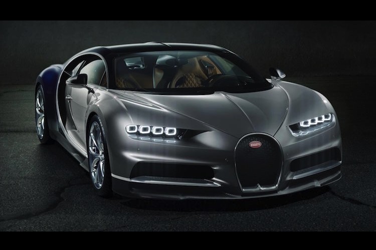 Vừa được ra mắt tại triển lãm Geneva, s iêu xe Bugatti Chiron sẽ có "trách nhiệm" tiếp nối "huyền thoại" Veyron trước đây để tiếp tục lập ra những kỷ lục mới trong thế giới xe.