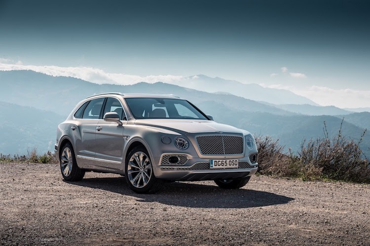 Ra mắt lần đầu vào tháng 9/2015,  siêu xe Bentley Bentayga là mẫu SUV đầu tiên của hãng xe siêu sang Anh Quốc Bentley.