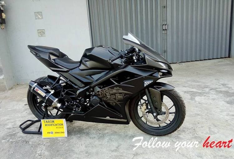 Trong khi  Honda CBR150R 2016 thế hệ mới được ra mắt từ tháng 2 tại Indonesia và đã bán từ lâu thì dù "trình làng" vào cuối tháng 7 nhưng tới nay Honda CBR250RR phiên bản mới vẫn chưa được bán ra chính thức. Tuy nhiên, cả 2 mẫu sportbike này đều có điểm chung là thiết kế thể thao hơn theo phong cách mới nhất của Honda.