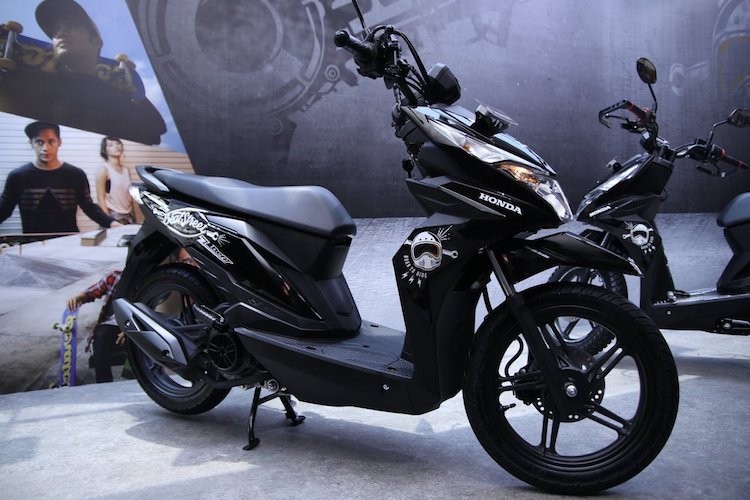 Vào ngày 19/10, lễ ra mắt chính thức chiếc xe tay ga giá rẻ  Honda Beat Street đã được liên doanh Astra Honda tổ chức tại Jakarta, Indonesia. Đây là phiên bản mới nhất của dòng xe Beat thế hệ mới, đã được bán ở thị trường này từ tháng 8.