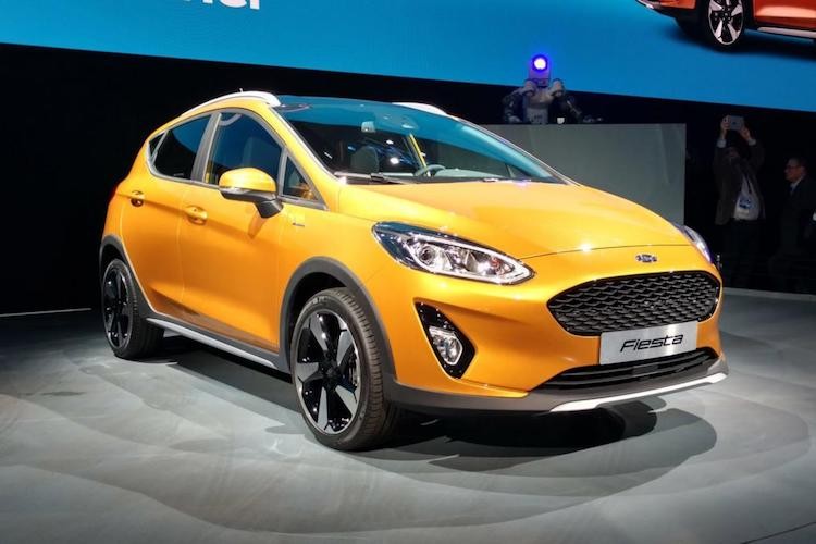 Trong lễ giới thiệu Fiesta thế hệ mới vừa được Ford tổ chức vào cuối tháng 11, có tổng cộng 4 phiên bản của dòng xe đã chính thức ra mắt. Trong đó ngoài những phiên bản đã có mặt từ thế hệ trước là bản thường, bản sang trọng Vignale cùng bản thể thao ST,  Ford Fiesta Active là phiên bản hoàn toàn mới, lần đầu tiên xuất hiện.