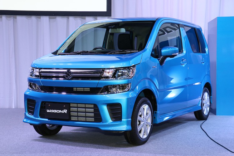 Cách đây khoảng hơn 15 năm,  Suzuki Wagon R đã từng được phân phối chính hãng tại Việt Nam nhưng do có kiểu dáng vuông vức, chiếc xe đã không được người dân đón nhận. Tuy nhiên tại Nhật Bản, mẫu xe này có doanh số rất cao và đã trải qua tổng cộng 6 thế hệ từ năm 1993 tới nay. Vào ngày 1/2/2017, thế hệ Wagon R thứ 6 đã chính thức "trình làng".