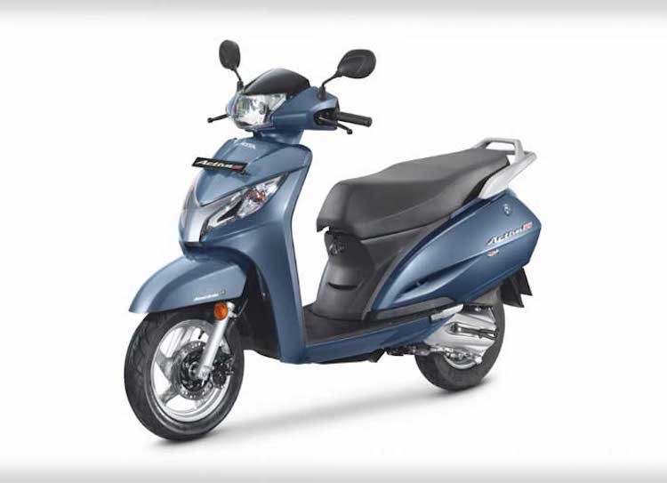 Ra mắt lần đầu vào năm 2014, Honda Activa 125 là mẫu xe tay ga giá rẻ hướng tới phái đẹp, được Honda liên doanh sản xuất với công ty Scooter India Pvt Ltd tại Ấn Độ. Sau 3 năm trên thị trường, mới đây  Honda Activa 2017 vừa được chính thức ra mắt với kiểu dáng giữ nguyên nhưng sở hữu nhiều công nghệ mới hấp dẫn hơn.