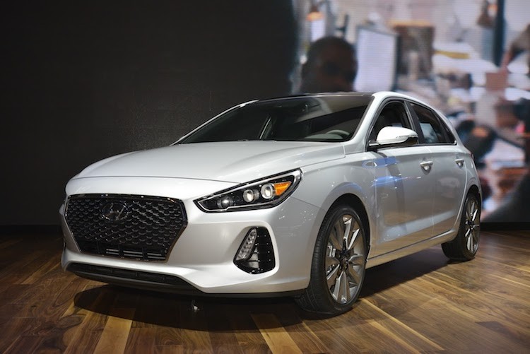 Tại triển lãm ôtô Chicago vừa khai mạc ở Mỹ, mẫu hatchback thể thao  Hyundai Elantra GT đã chính thức được ra mắt. Theo Hyundai, việc thiết kế, phát triển, thử nghiệm và sản xuất Elantra GT được thực hiện hoàn toàn tại châu Âu.