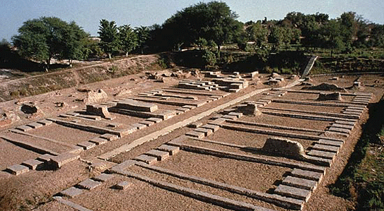 Hai thành phố cổ Harappa và Mohenjo Daro ở Ấn Độ có lịch sử hình thành từ 5.000 năm trước, được coi là chứng tích cho sự huy hoàng của nền văn minh sông Ấn trong lịch sử.