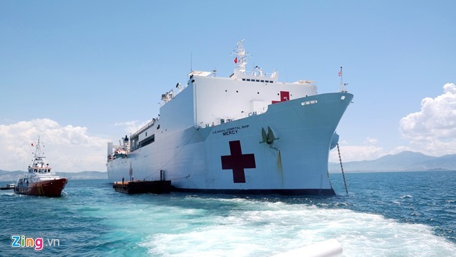 Ngày 17/8,  tàu USNS Mercy (T-AH-19) đã cập cảng Tiên Sa (Đà Nẵng) để thực hiện Chương trình Đối tác Thái Bình Dương (PP15).