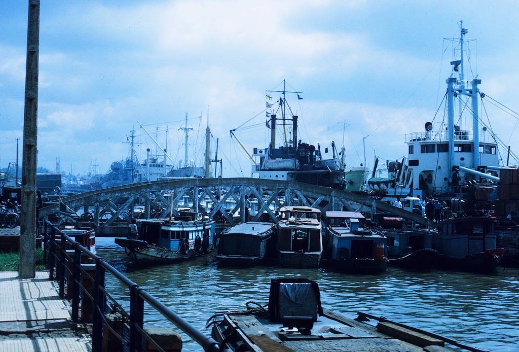 Bến Bạch Đằng , Sài Gòn năm 1969. Ảnh: Photolib.noaa.gov.