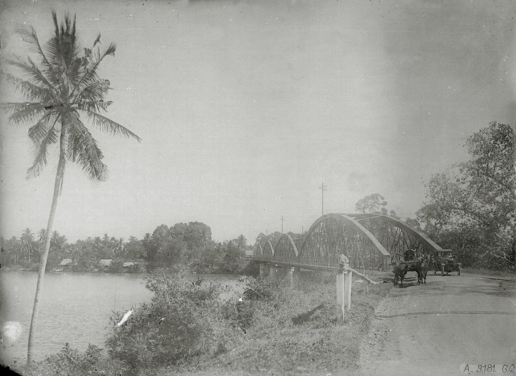 Cầu Ghềnh ở  Biên Hòa thập niên 1920.