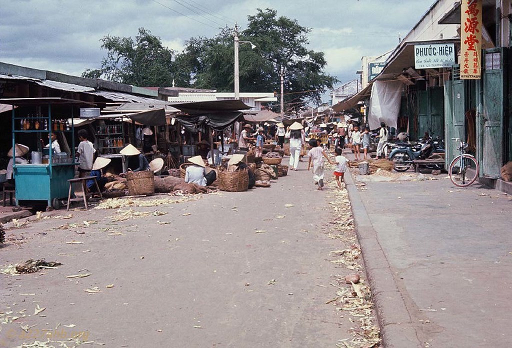 Một góc chợ  Phan Thiết năm 1967. Ảnh: Ảnh: A227ahb.org.