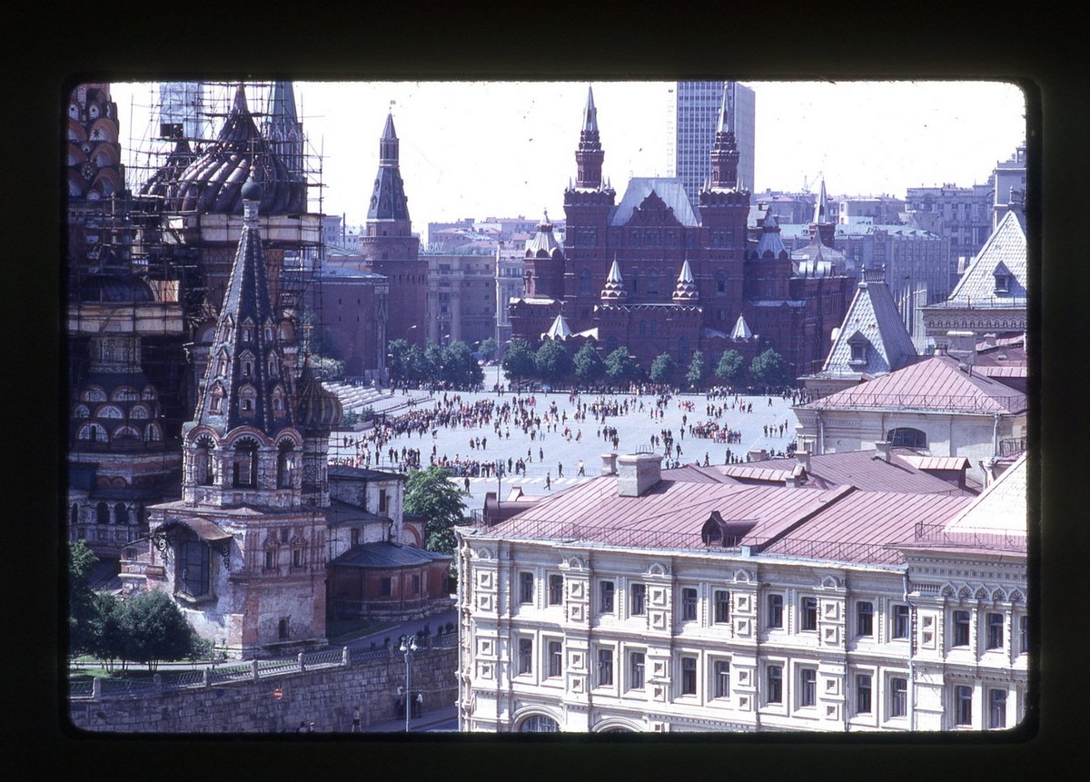  Quảng trưởng Đỏ nhìn từ khách sạn Rossiya, Moscow năm 1969. Ảnh: Rob Ketcherside Flickr.