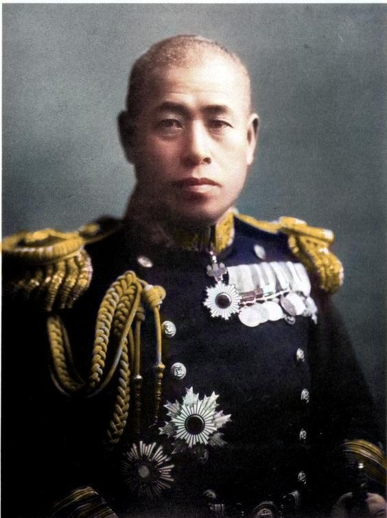  1. Isoroku Yamamoto (山本 五十六): Đô đốc Hải quân, Tổng tư lệnh Hạm đội Liên hợp, kiến trúc sư của cuộc tấn công Trân Châu Cảng (1941), chỉ huy Hạm đội Nhật Bản trong Trận Midway (1942), bị máy bay Mỹ phục kích và bắn hạ khi di chuyển bằng máy bay quân sự năm 1943. Ảnh: Pinterest.