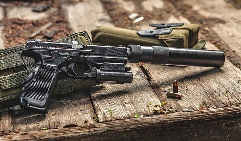 Kalashnikov đã hoàn thành các hợp đồng năm 2023 về cung cấp súng ngắn cho các cơ quan thực thi pháp luật Nga.