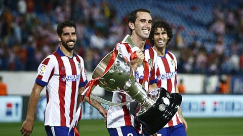 Mùa giải La Liga 2013/2014, Atletico Madrid đã tạo nên cơn địa chấn khi vượt mặt hai gã khổng lồ là Barca và Real Madrid để trở thành  nhà vô địch quốc gia. Với trận hòa 1-1 trên sân Nou Camp của Barca ở lượt đấu cuối, Atletico đã giải được cơn khát vô địch La Liga kéo dài suốt từ năm 1996 tới thời điểm ấy.