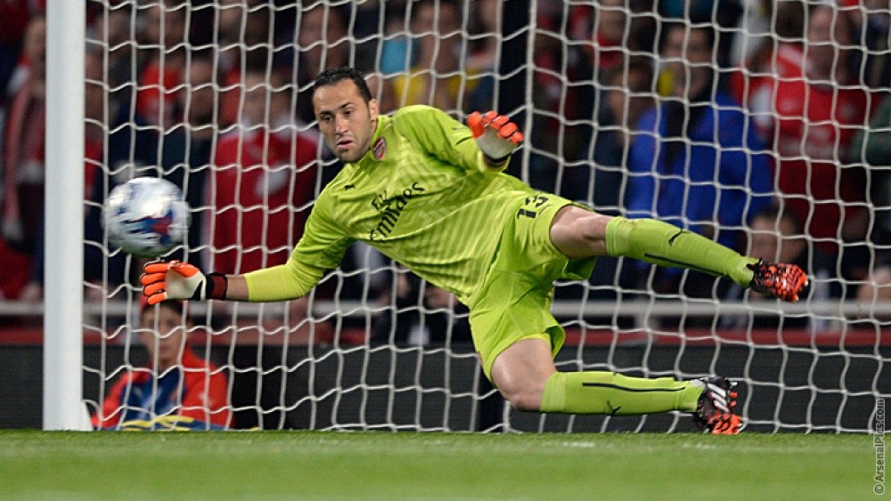 David Ospina là một trong những thủ thành xuất sắc tại World Cup 2014. Thế nhưng ở  CLB Arsenal, thủ thành này đang phải đóng vai "người thừa" tại Arsenal khi Cech thể hiện phong độ tuyệt vời. Ảnh sử dụng trong bài: Arsenal.com/ Dailymail.