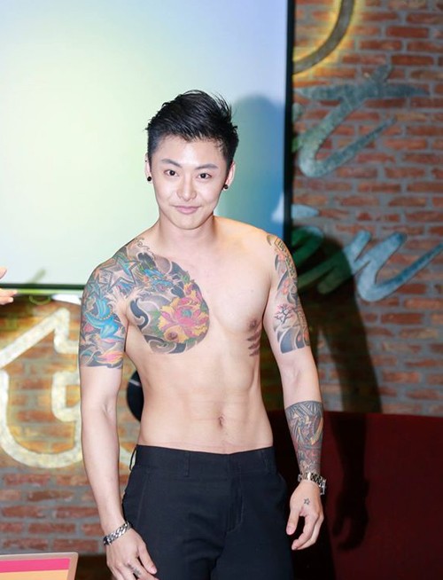  Chàng hot boy Thái - Yanicha Jyb Maha-udomporn là cái tên không còn gì xa lạ với cư dân mạng Thái Lan và các nước châu Á thời gian qua.