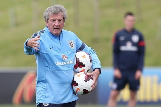 Sau thất bại trước Iceland tại vòng 1/8  Euro 2016, HLV trưởng ĐT Anh là Roy Hodgson đã chính thức đệ đơn xin từ chức.