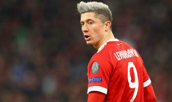 Theo tin  chuyển nhượng bóng đá mới nhất từ Marca, Lewandowski vẫn mơ được khoác áo Real Madrid. Nhưng câu trả lời của Nhà Trắng đó là không. Ảnh: Marca