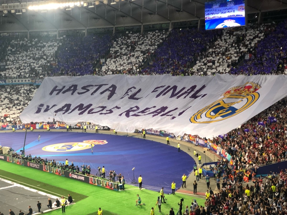 Rạng sáng ngày 27/5 theo giờ Việt Nam, CLB  Real Madrid đã đăng quang ngôi vô địch UEFA Champions League lần thứ 3 liên tiếp. Đây là một thành tích chưa một đội bóng nào tại châu Âu làm được điều này và đây cũng chính là chiếc cúp vô địch C1 lần thứ 13 trong lịch sử CLB Hoàng Gia Tây Ban Nha. Ảnh sử dụng trong bài: UEFA.com