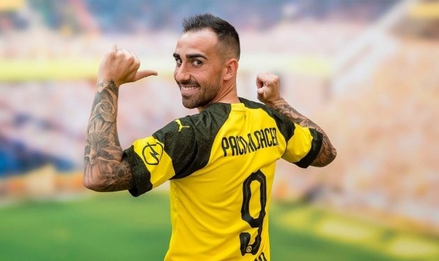  Chuyển nhượng bóng đá mới nhất từ Marca, Barca sẽ chia tay Paco Alcacer, cầu thủ đang chơi rất lên chân tại Dortmund theo một bản hợp đồng cho mượn vào mùa hè vừa qua.