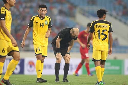 Như đã biết, trọng tài người Jordan - Adham Makhadmeh là người bắt chính trận đấu giữa  U23 Việt Nam và U23 Brunei tại lượt trận đầu tiên bảng K VL U23 châu Á.