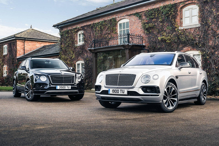 Tuỳ theo nhu cầu của người mua, chiếc  SUV siêu sang Bentley Bentayga có thể chở được gia đình 7 người hoặc mang tới trải nghiệm đẳng cấp dành riêng cho ông chủ. Phiên bản 4 chỗ ngồi có bố trí ghế đôi được cá nhân hoá ở phía sau được trang bị các tuỳ chọn sang trọng bao gồm ghế chỉnh điện 12 hướng, sưởi ghế và làm mát đi kèm massage.