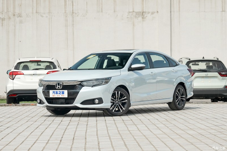 Mẫu sedan cỡ nhỏ Honda City vốn rất quen thuộc với người tiêu dùng Đông Nam Á nói chung và Việt Nam nói riêng. Tuy nhiên, ở thị trường "hàng xóm" với Việt Nam là Trung Quốc, mẫu sedan cỡ B này không được phân phối. Thay vào đó, hãng hiện đang bán 2 mẫu sedan cỡ B là  Honda Crider và Envix ở thị trường tỷ dân này.