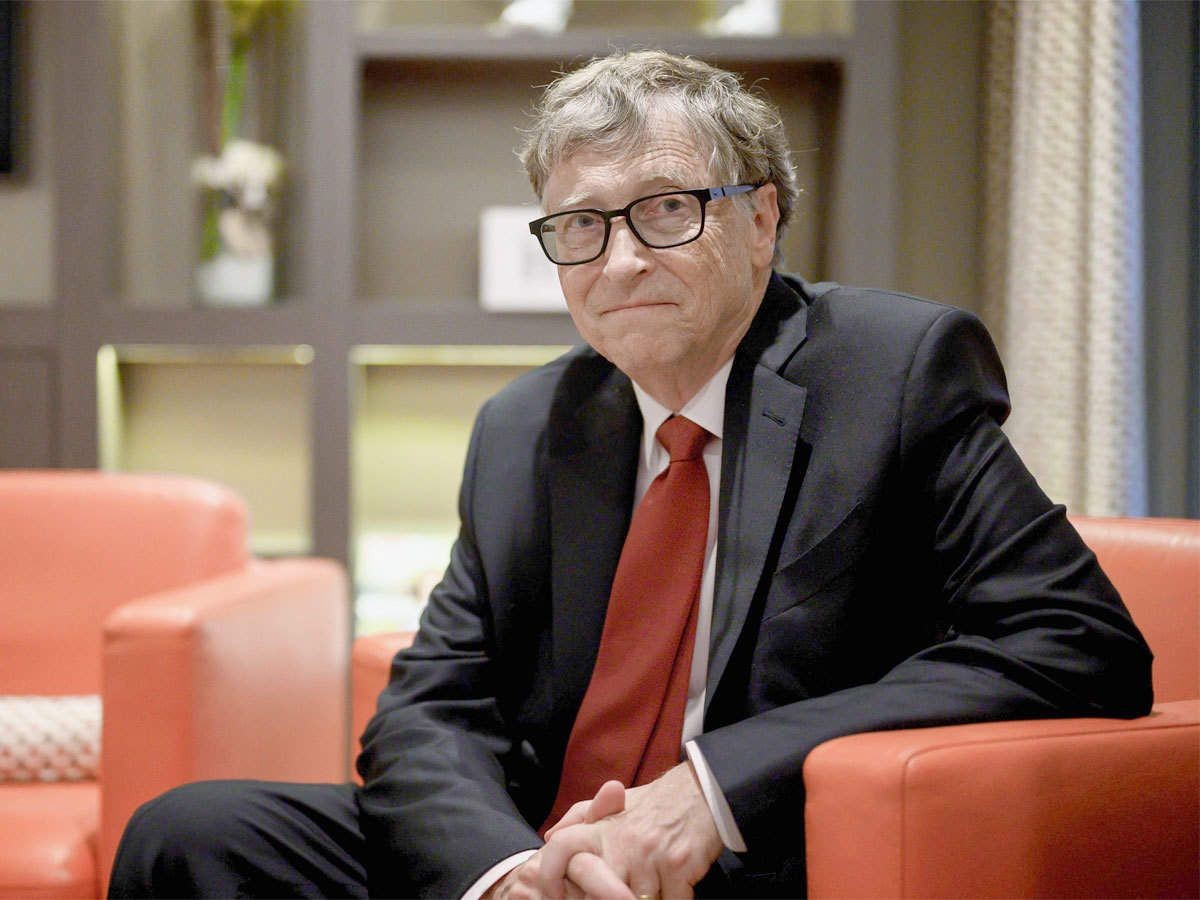 Sở hữu khối tài sản hơn 100 tỷ USD, tỷ phú Bill Gates thường xuyên đứng ở top đầu danh sách những người giàu nhất thế giới. Để đưa Microsoft trở thành tập đoàn công nghệ hàng đầu thế giới, 20 năm trước, Bill Gates thường xuyên chỉ ở văn phòng vào chủ nhật.