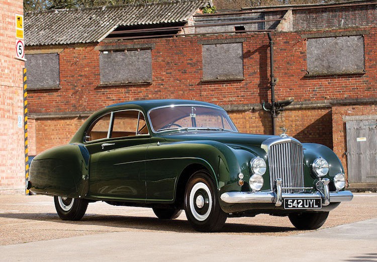 Dựa trên cơ sở dòng  sedan siêu sang Bentley R-Type, Bentley R-Type Continental Sports Saloon là phiên bản hiệu năng cao, đồng thời cũng là một trong những mẫu xe 4 chỗ nhanh nhất Thế giới vào đầu thập niên 50. Ra đời trong thời kỳ Rolls-Royce vẫn còn đang sở hữu Bentley sau Thế chiến II, R-Type Continental được mệnh danh là một trong những mẫu Bentley đẹp và đáng giá nhất từng được sản xuất.