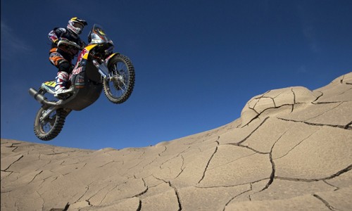 Khoảnh khắc đẹp “khó cưỡng” sau 7 chặng đua Dakar Rally 2015