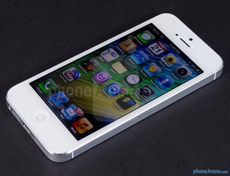 Nên mua iPhone 5 hay đợi iPhone 5S, iPhone 6?