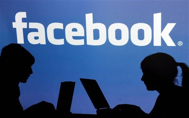 Đề xuất cấm facebook: Tư duy u mê, mông muội