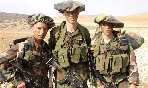 VN có nên học theo kiểu mũ ngụy trang của Israel?