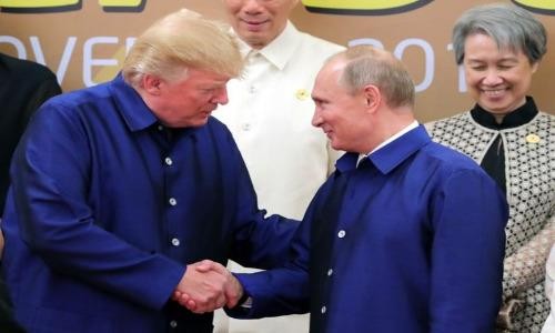 Chúc mừng năm mới Trump, Putin kêu gọi 'hợp tác thực tiễn'