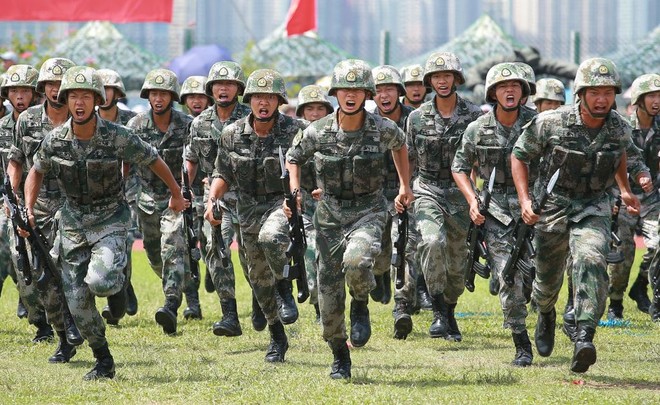 Trung Quốc có bao nhiêu lính đóng tại Hong Kong và... lý do?