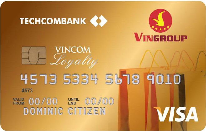 Thẻ mua sắm tiện ích Vincom Loyalty của Royal City