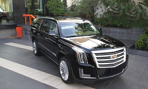 SUV hạng sang Cadillac Escalade Platinum đầu tiên về Việt Nam