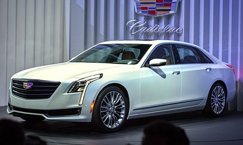 Cadillac CT6 giá từ 54.490 USD, cạnh tranh BMW 7 Series